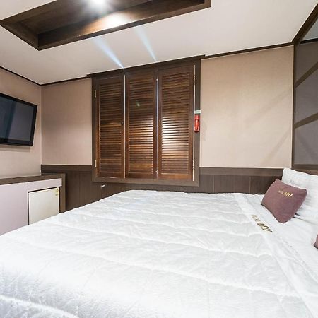 Mu Hotel Sasang Esterno foto